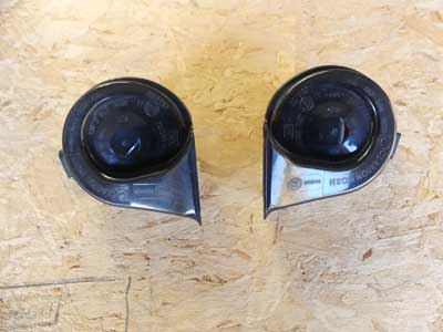 BMW Horn High Low Pitch (Left and Right Set) 61337284482 11-18 F12 640i 650i 09-15 F01 740i 750i 760Li